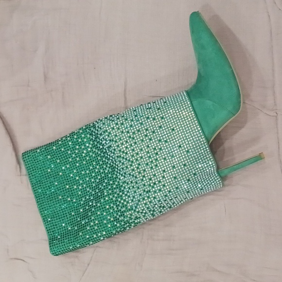 Rhinestones suede boots - Picture 3 of 8